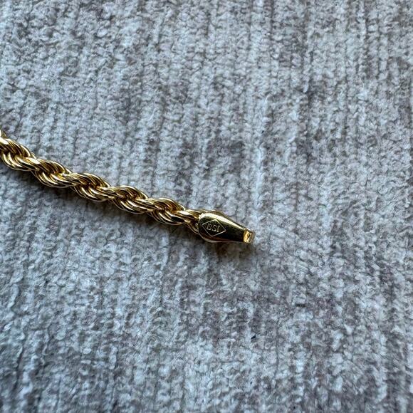 Gold Tone Rope Chain Necklace - Picture 4 of 4